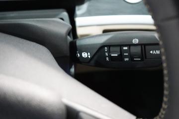 �����ؿ� ����X6000 �콢�� 700���� 6X4 LNG�Զ���ǣ����(Һ��)(SX4259GE4TLQ5)ͼƬ