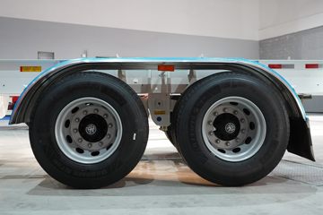 ؿ X6000 530 4X2 һ廯LNGԶǣͼƬ