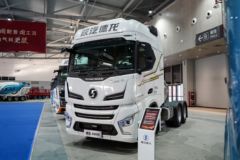 陕汽重卡 德龙X6000 旗舰版 580马力 6X4 柴油/LNG双燃料牵引车(液缓)(SX4259GD4TLH1)