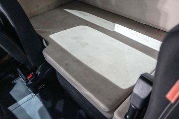 �����ؿ� ����X6000 �콢�� 580���� 6X4 ����/LNG˫ȼ��ǣ����(Һ��)ͼƬ