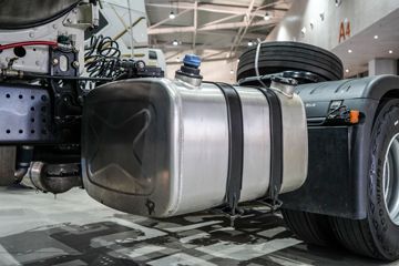 �����ؿ� ����X6000 �콢�� 580���� 6X4 ����/LNG˫ȼ��ǣ����(Һ��)ͼƬ