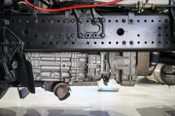 �����ؿ� ����X6000 �콢�� 580���� 6X4 ����/LNG˫ȼ��ǣ����(Һ��)ͼƬ