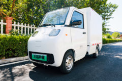 活越神童 神童01 豪华版 0.95T 1.8米单排纯电动厢式微卡8.4kWh