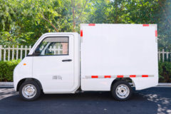 活越神童 神童01 豪华版 0.95T 1.8米单排纯电动厢式微卡8.4kWh