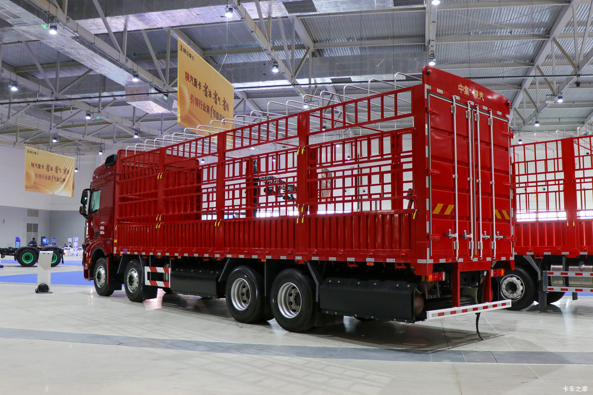 ؿ X5000S  480 8X4 9.5CNGԶդʽػ(SX5319CCYXD456T-S)                                                