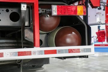 �����ؿ� ����X5000S ����� 480���� 8X4 9.5��CNG�Զ�����դʽ�ػ���ͼƬ