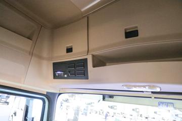 �����ؿ� ����X5000 �콢�� 530���� 6X4 LNG�Զ���ǣ����(Һ��)ͼƬ