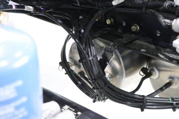 �����ؿ� ����X5000 �콢�� 530���� 6X4 LNG�Զ���ǣ����(Һ��)ͼƬ