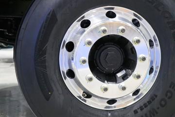 �����ؿ� ����X5000 �콢�� 530���� 6X4 LNG�Զ���ǣ����(Һ��)ͼƬ