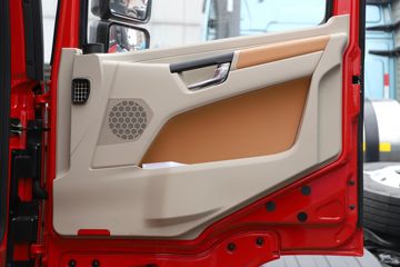 �����ؿ� ����X5000 ����� 530���� 6X4 CNGǣ����(SX4259XD4TF1)ͼƬ