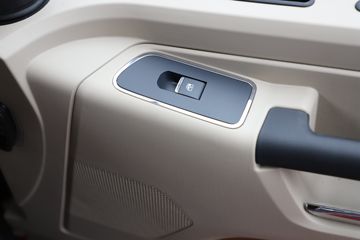 �����ؿ� ����X5000 ����� 530���� 6X4 CNGǣ����(SX4259XD4TF1)ͼƬ