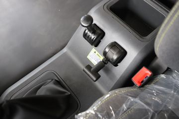 �����ؿ� ����X5000 ����� 530���� 6X4 CNGǣ����(SX4259XD4TF1)ͼƬ