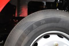 陕汽重卡 德龙X5000 经典版 530马力 6X4 CNG牵引车(SX4259XD4TF1)