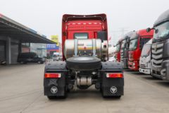福田 欧曼GTL 质享版 500马力 6X4 LNG牵引车(BJ4259L6DLL-05)