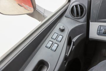 ���� ŷ��GTL ������ 500���� 6X4 LNGǣ����ͼƬ