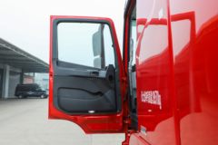 福田 欧曼GTL 质享版 500马力 6X4 LNG牵引车(BJ4259L6DLL-05)