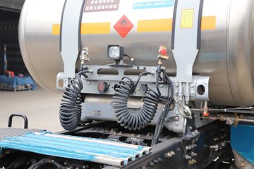 ���� ŷ��GTL ������ 500���� 6X4 LNGǣ����ͼƬ