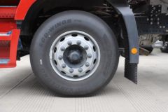 福田 欧曼GTL 质享版 500马力 6X4 LNG牵引车(BJ4259L6DLL-05)