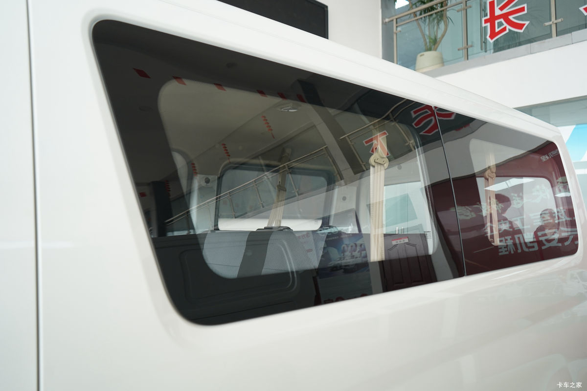  EM60 2.4T 7 綯;ó(Կ)