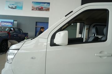  EM60 2.4T 7 綯;ó(Կ)ͼƬ