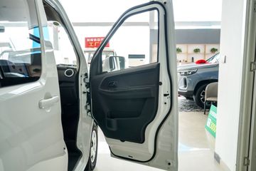 EM60 2.4T 7 綯;ó(Կ)ͼƬ