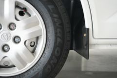 长安 睿行EM60 2.4T 7座 纯电动多用途乘用车(对开门)