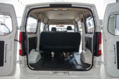 长安 睿行EM60 2.4T 7座 纯电动多用途乘用车(对开门)