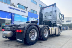 中国重汽 汕德卡SITRAK G7H重卡 570马力 6X4 AMT自动档牵引车
