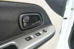 长安 睿行EM80Ⅱ 2.81T 2座 4.805米纯电动厢式运输车(对开门)