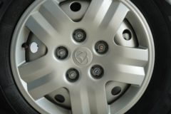 长安 睿行EM80Ⅱ 2.81T 2座 4.805米纯电动厢式运输车(对开门)