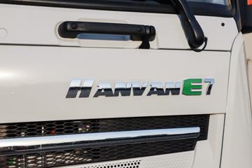 �칤�ؿ� E700 6X4 ����ʽ���綯ǣ����ͼƬ