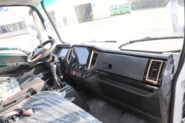 汉驰&nbsp;冷藏车驾驶室图片