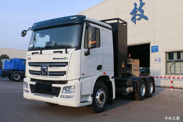 徐工重卡 漢風E7 6X4 换电式纯电动牵引车281.91kWh