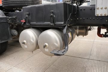 �������� ����H7�ؿ� 550���� 6X4 LNG�Զ���ǣ����(LZ4250H5DM3)ͼƬ