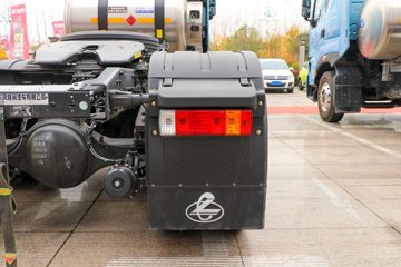 �������� ����H7�ؿ� 550���� 6X4 LNG�Զ���ǣ����(LZ4250H5DM3)ͼƬ