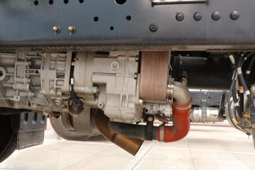 �������� ����H7�ؿ� 550���� 6X4 LNG�Զ���ǣ����(LZ4250H5DM3)ͼƬ