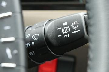 �������� ����H5 ������ 6.9L LNG 260���� 4X2 ��ʿ��8�� 9.7����ʽ�ػ���ͼƬ