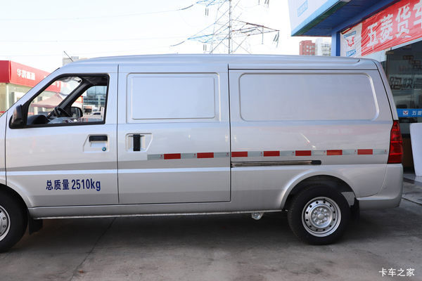 本店为您推荐 五菱汽车 EV50 2.5T 2座 4.49米纯电