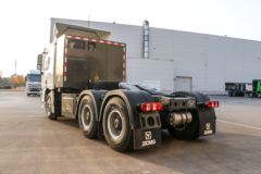 徐工重卡 漢風E7 6X4 纯电动牵引车422.87kWh