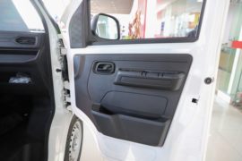 蓝猫M1&nbsp;电动封闭厢货驾驶室图片