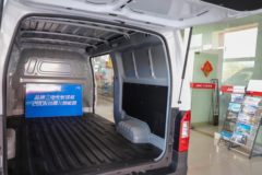 江淮 蓝猫M1 2023款 国轩精英版 2.7T 2座 4.745米纯电动厢式运输车40.55kWh