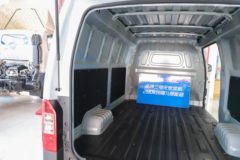 江淮 蓝猫M1 2023款 国轩精英版 2.7T 2座 4.745米纯电动厢式运输车40.55kWh