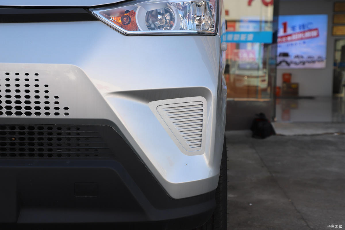 ����翨 2.5T 2.9�׵��Ŵ��綯��ʽ���䳵(GXA5034XXYDEV)41.86kWh���