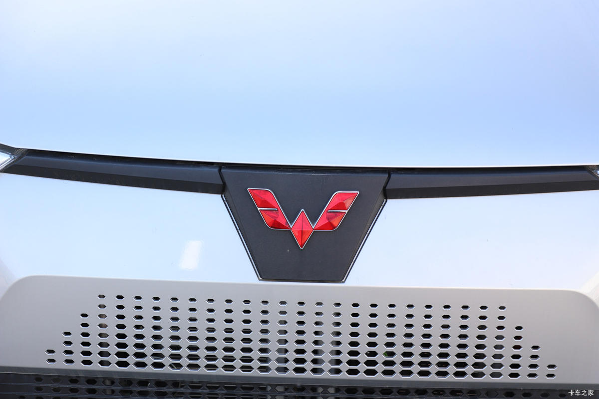 ����翨 2.5T 2.9�׵��Ŵ��綯��ʽ���䳵(GXA5034XXYDEV)41.86kWh���