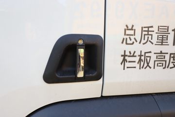 �������� ����L3 180���� 4X2 4.2����ж��ͼƬ