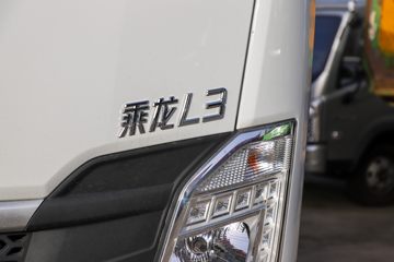 �������� ����L3 180���� 4X2 4.2����ж��ͼƬ