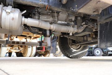 �������� ����L3 180���� 4X2 4.2����ж��ͼƬ