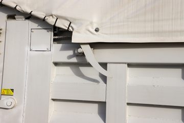 �������� ����L3 180���� 4X2 4.2����ж��ͼƬ