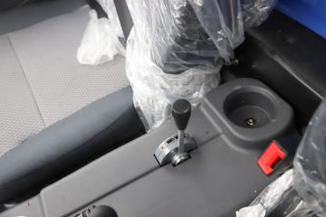 �Ͽ����� ��ʤ 150���� 4X2 3.1����ж��ͼƬ