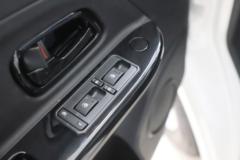 玉柴新能源 驭达V6 标配版 3.2T 2座 4.89米纯电动封闭货车41.86kWh